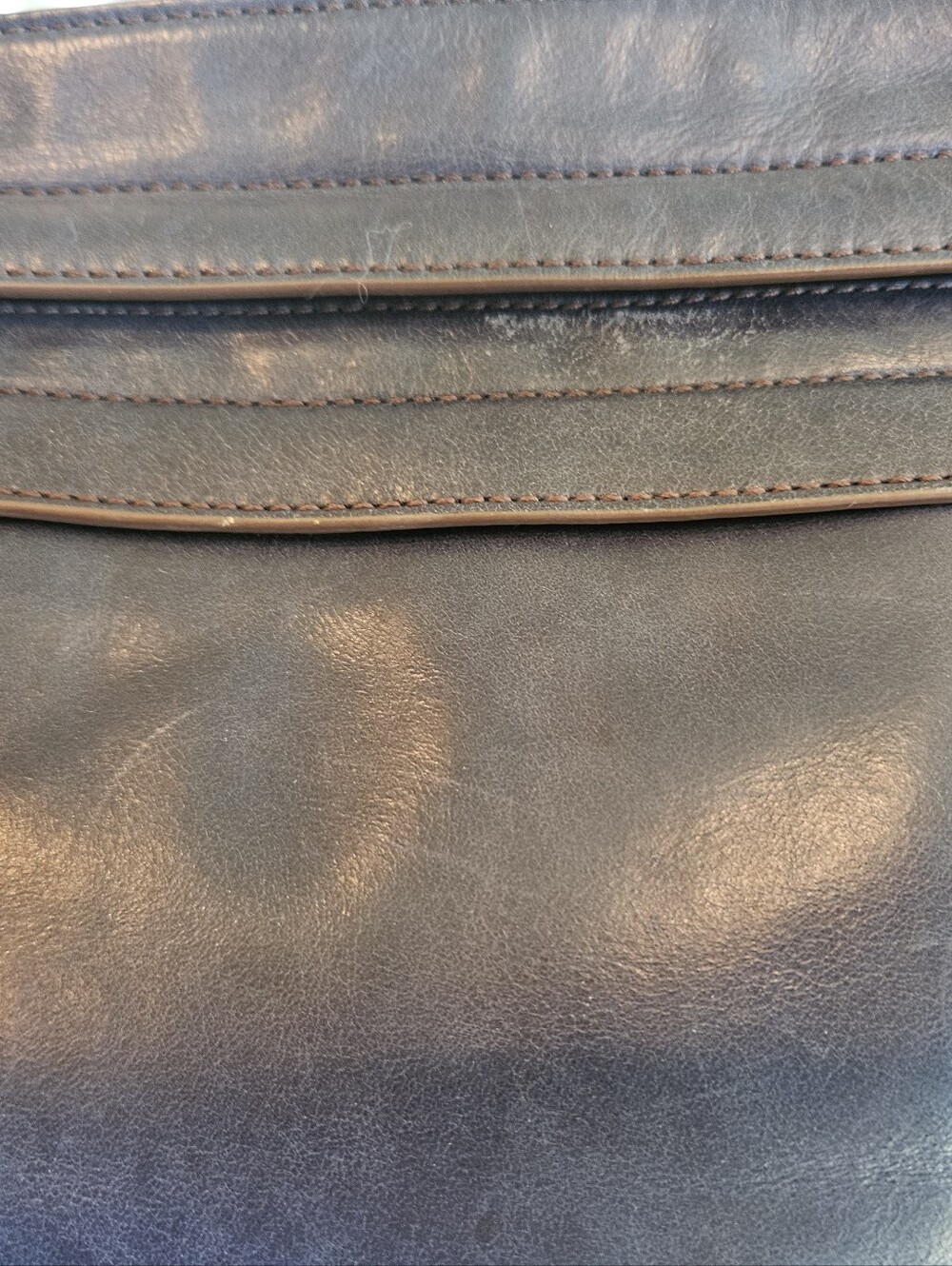 Beautiful Hobo Distressed Leather Larkin Crossbody Bag - Navy Blue - Picture 3 of 13